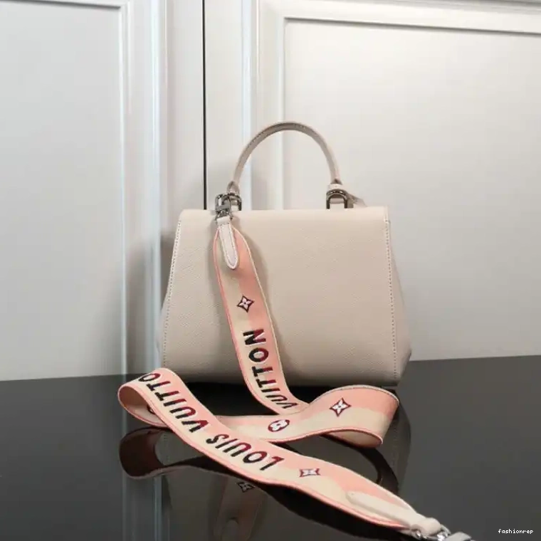 Fashionrep Bag LV 2208DJ0008 0819